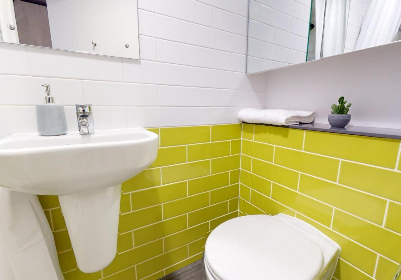 Stunning Aldgate Studio - Free Wifi And Gym! - Iq Aldgate London Bagian luar foto